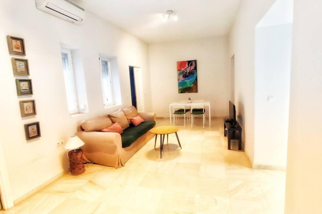 Apartmán Enjoy Netflix Parking Segun Disponibilidad Sevilla Exteriér fotografie